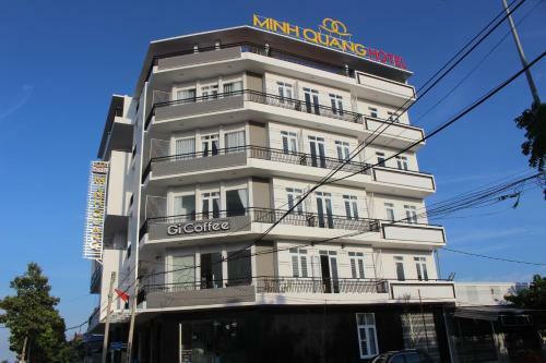 Hotel Minh Quang