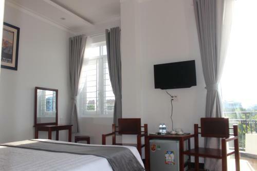 Hotel Minh Quang