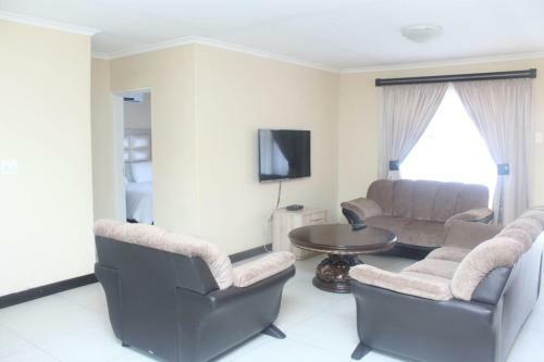 Hostal Mbopha Guest House