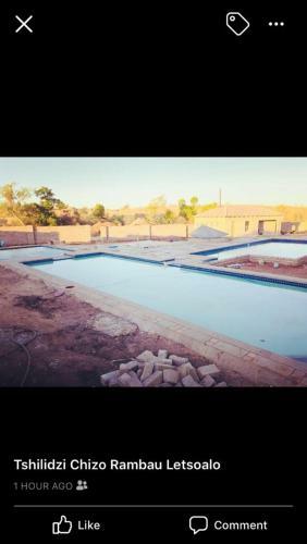 1 Oak Lodge