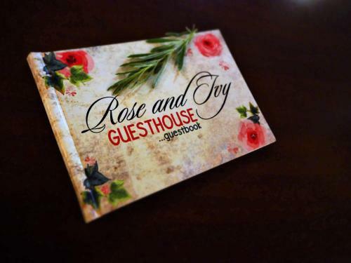 Hostal Rose & Ivy Guesthouse