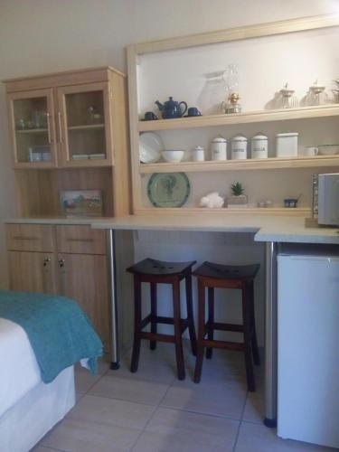 Hostal Kalahari Camelthorn Camping And B&B
