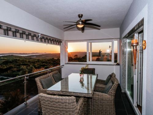 Beautiful Holiday Home In Debeljak With Swimming Pool