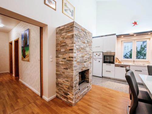 Beautiful Holiday Home In Debeljak With Swimming Pool