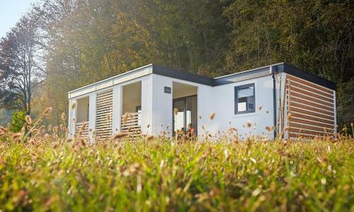 Kamp Terme Jezer?ica