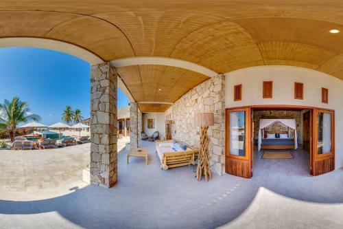 Hotel Manduna Resort