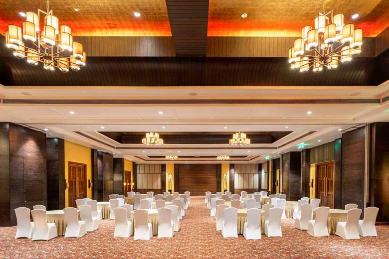 Hotel Radisson Blu Resort & Spa Karjat