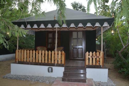 Hotel Gulmohar Sariska Resort