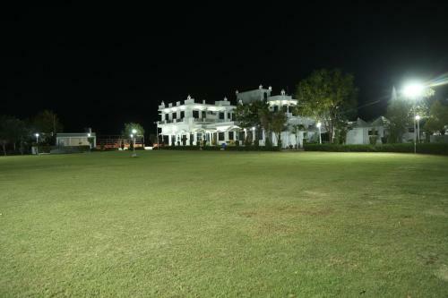 Hotel Gulmohar Sariska Resort