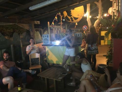 Roger�s Hostel Tel Aviv (Age 18-45)