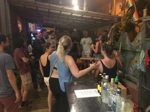Roger�s Hostel Tel Aviv (Age 18-45)