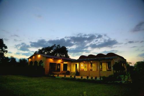 Hotel Araavali Trails - A Nature Resort