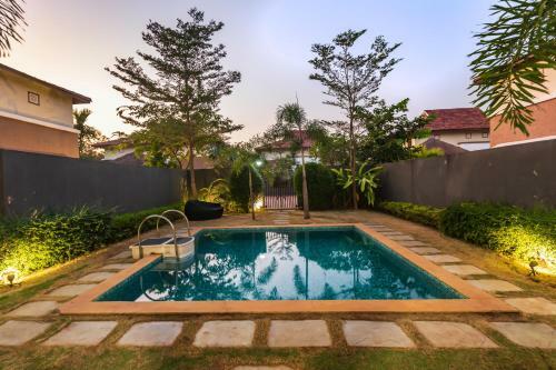 Villa Saffronstays 8 Nm