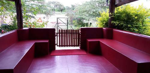 Hostal Wild Valley Nature Club