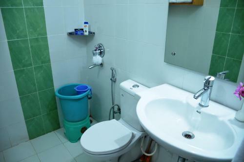 Hotel Kaafal Cottage Ranikhet
