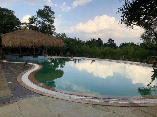 Hotel Karhandla Farm And Resort