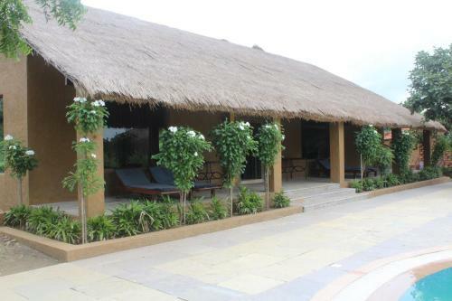 Hotel Karhandla Farm And Resort
