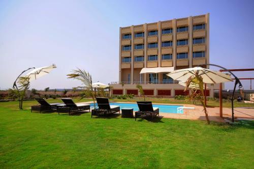 Hotel Regenta Central Hestia Dahej