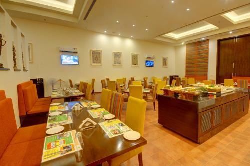 Hotel Regenta Central Hestia Dahej