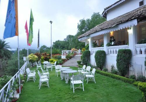 Hotel Mpt Rock End Manor, Pachmarhi