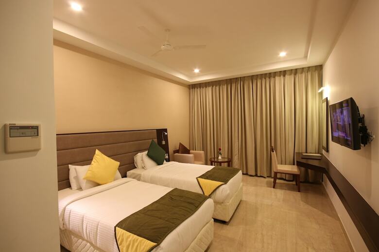 Hotel Khanna Fiesta
