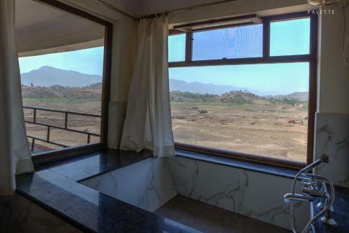 Hotel Jhadol Safari Resort
