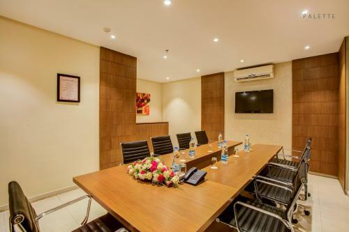 Hotel Jk Residency Cheruvathur