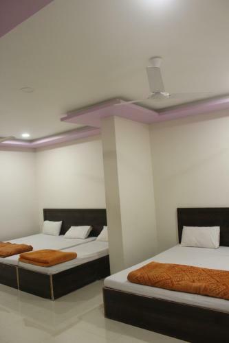 Hotel Radhika Inn