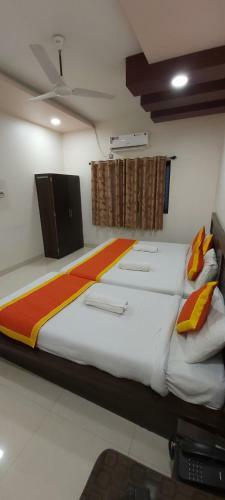 Hotel Radhika Inn