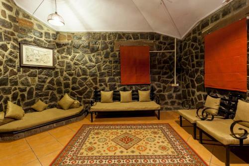 Hotel Nisarg Resort