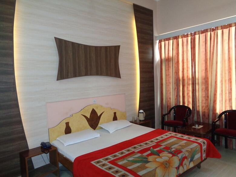 Hotel Ishan