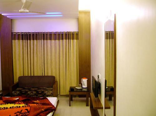 Hotel Rajmandir