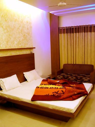 Hotel Rajmandir
