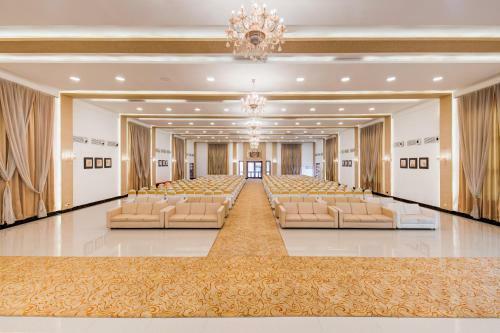 Hotel The Sai Leela