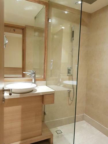 Hotel Singhania Sarovar Portico