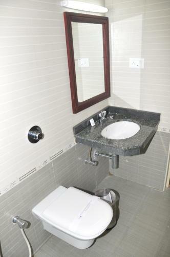 Hotel Alps Residency