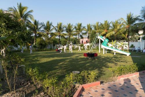 Rajhans Hotel & Resort