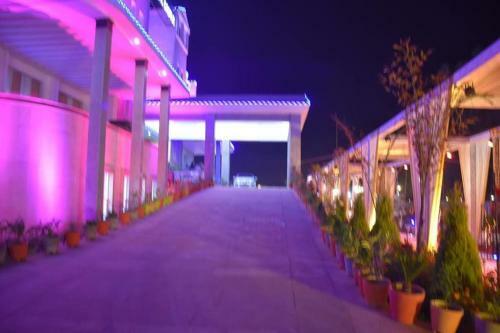 Hotel Sidhi Royal Castle