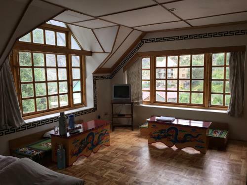 Bed & Breakfast Gemoor Khar- Manor House