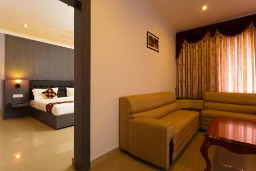 Hotel Gopalapuram International