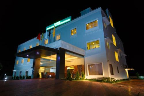Hotel Gopalapuram International
