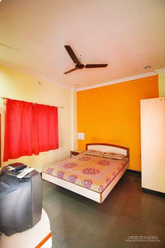 Hotel Anand Lodge