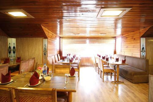 Vardaan Hotels - Patnitop