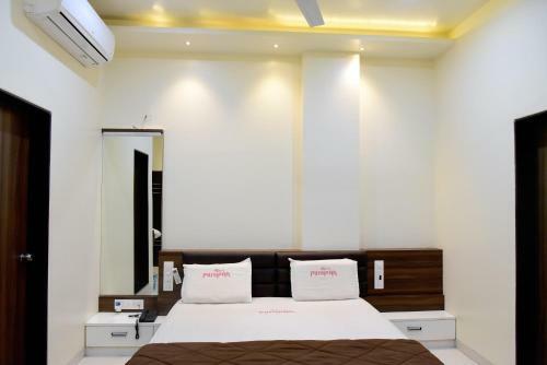 Hotel Pushpak