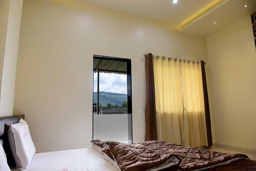 Hotel Pushpak