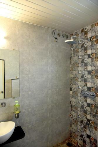 Hotel Pushpak