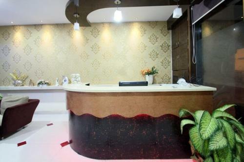 Hotel Adithya Central