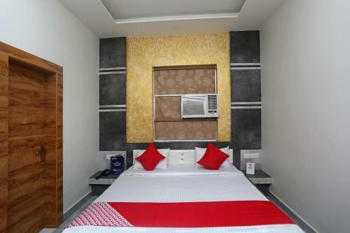 Oyo 17312 Tandoori Veg Hotel