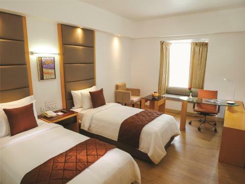 Hotel The Central Residency
