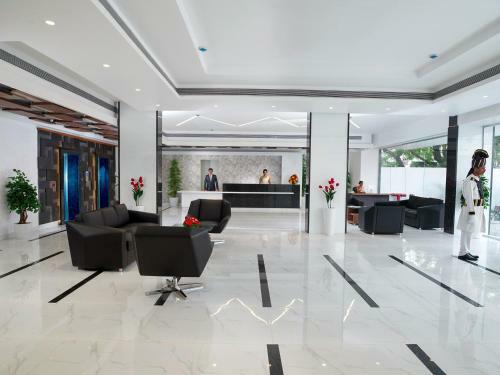 Hotel The Central Residency